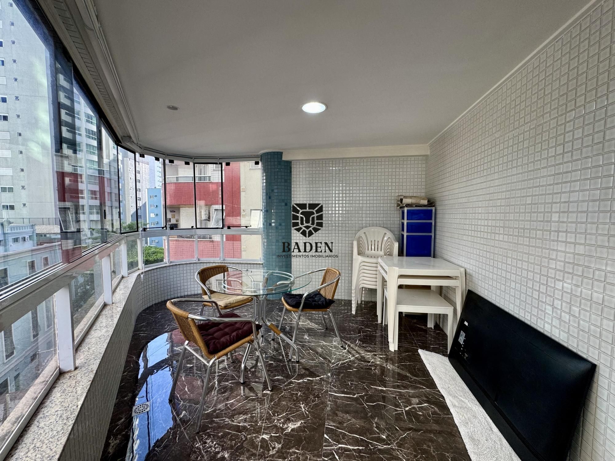 Apartamento para alugar com 3 quartos, 140m² - Foto 21