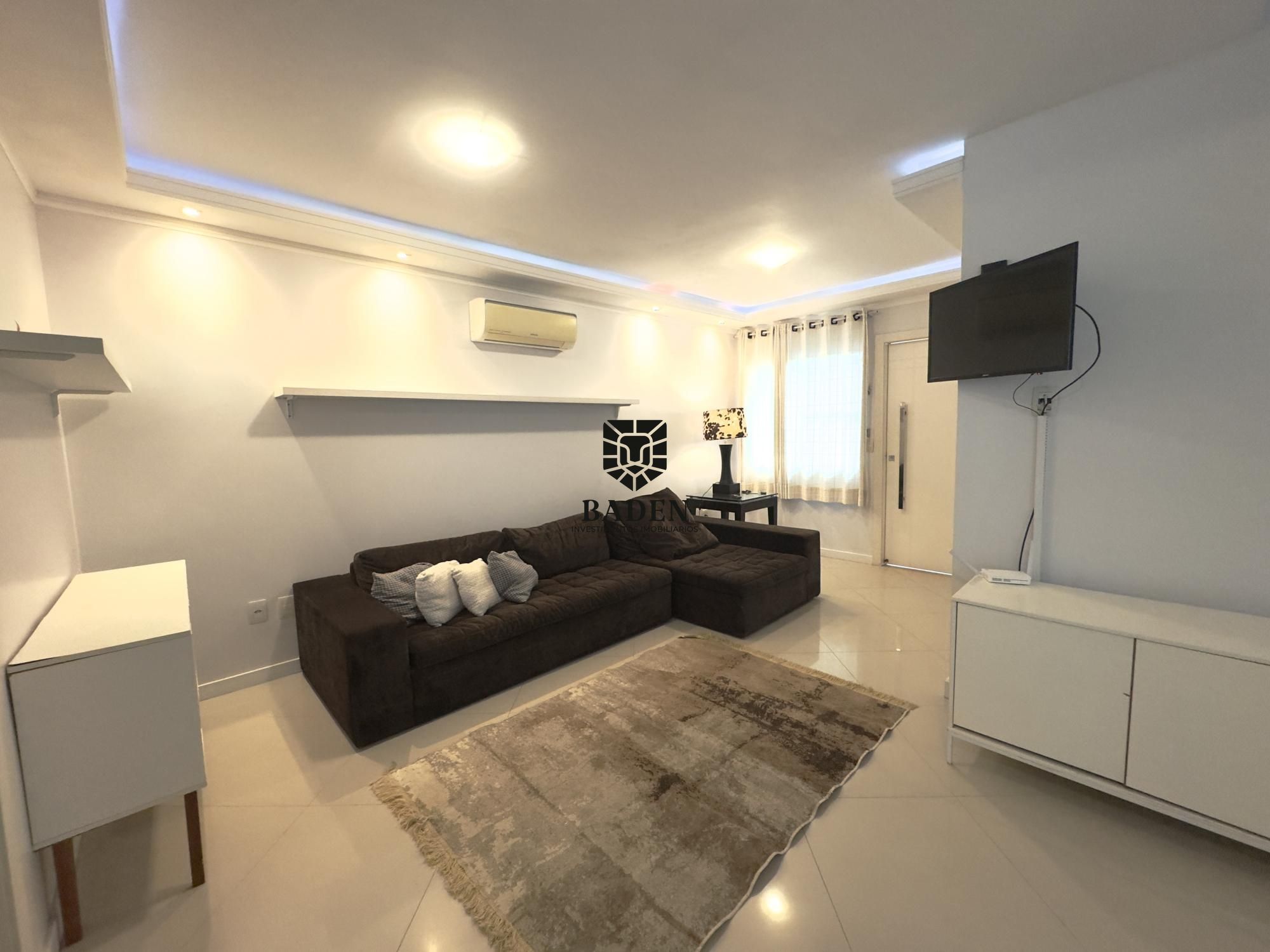 Casa à venda e aluguel com 3 quartos, 255m² - Foto 3