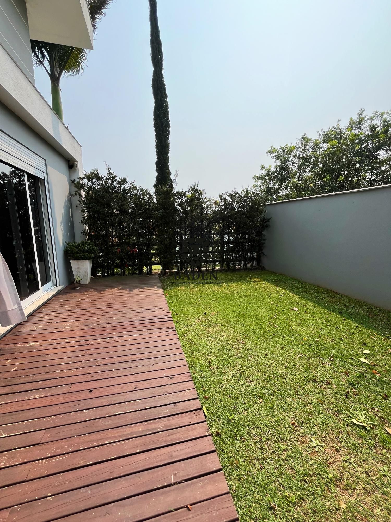 Casa à venda com 3 quartos, 350m² - Foto 9