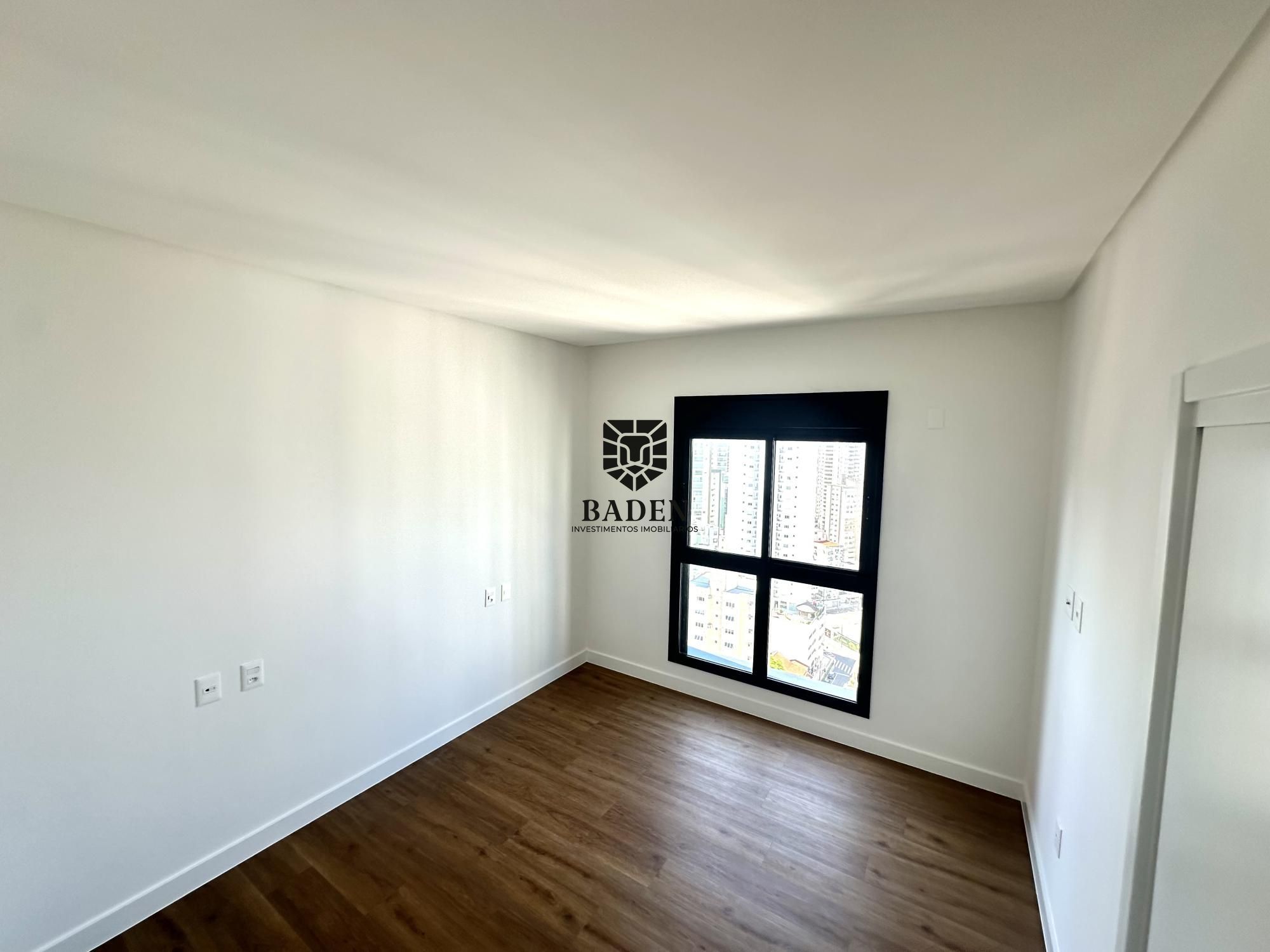 Apartamento à venda com 4 quartos, 147m² - Foto 20