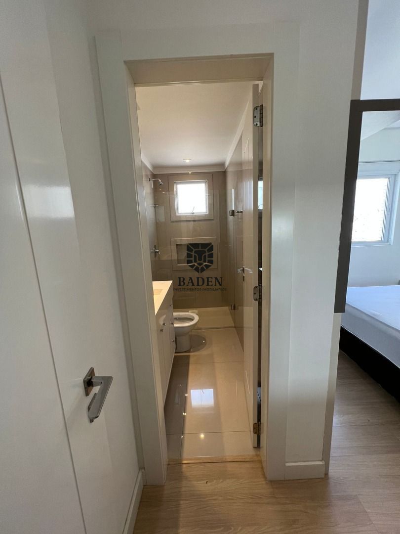 Apartamento à venda com 4 quartos, 157m² - Foto 37