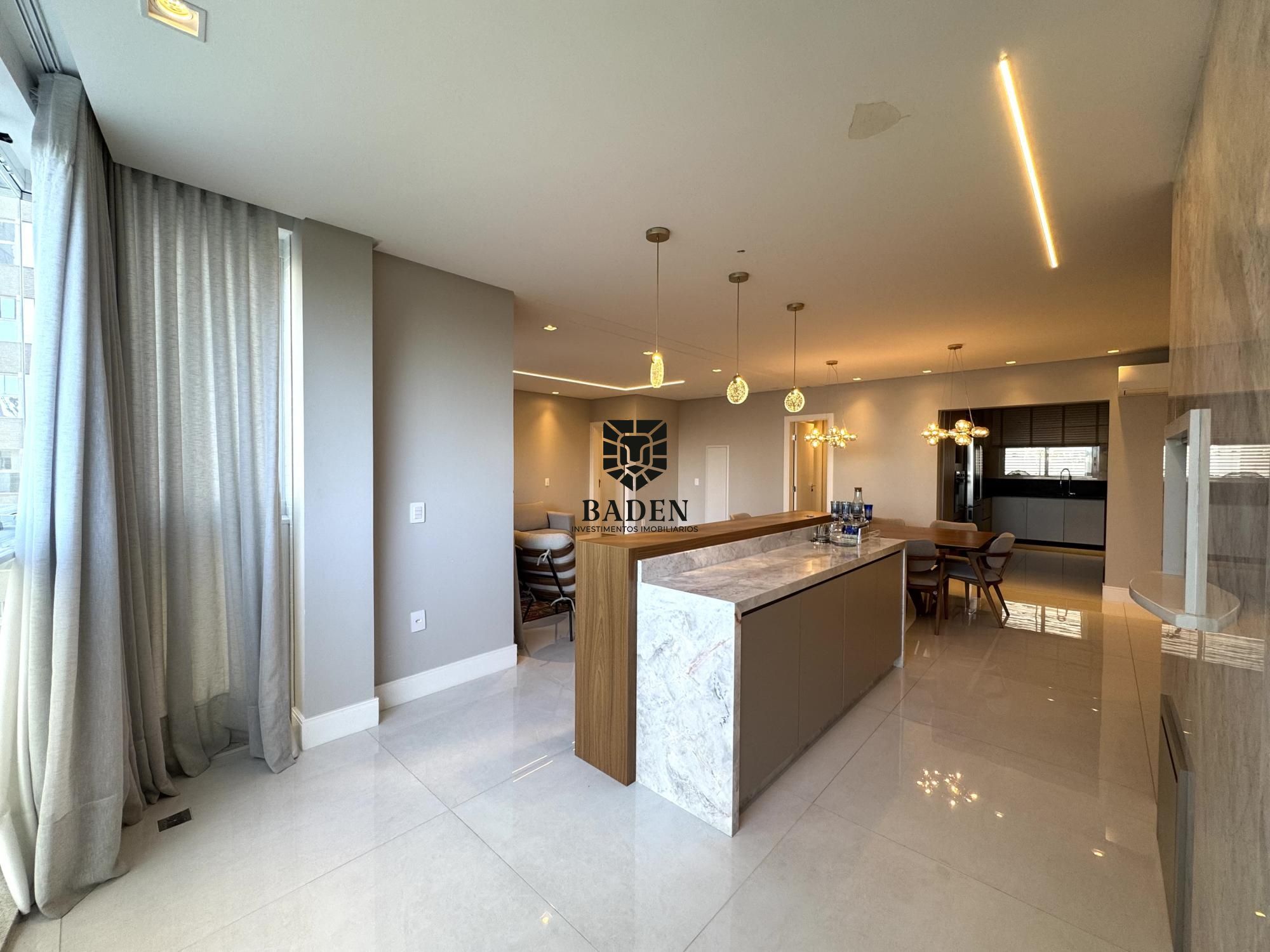 Apartamento para alugar com 3 quartos, 192m² - Foto 11