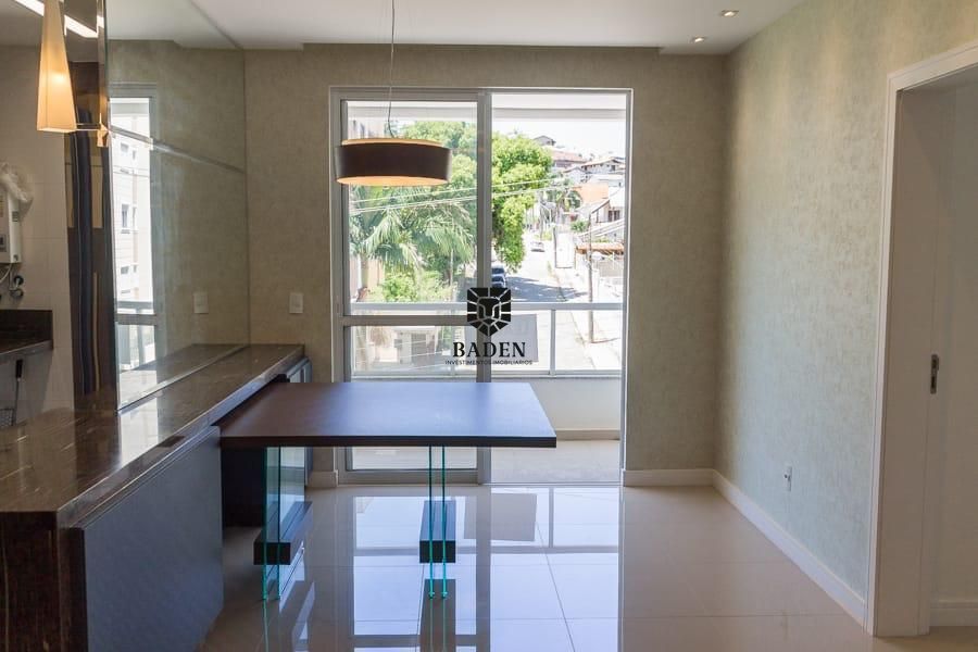 Apartamento à venda com 3 quartos, 105m² - Foto 10