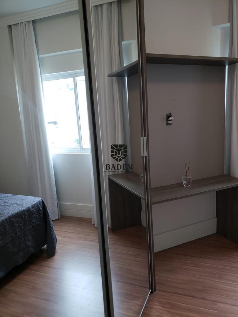 Apartamento à venda com 3 quartos, 131m² - Foto 28