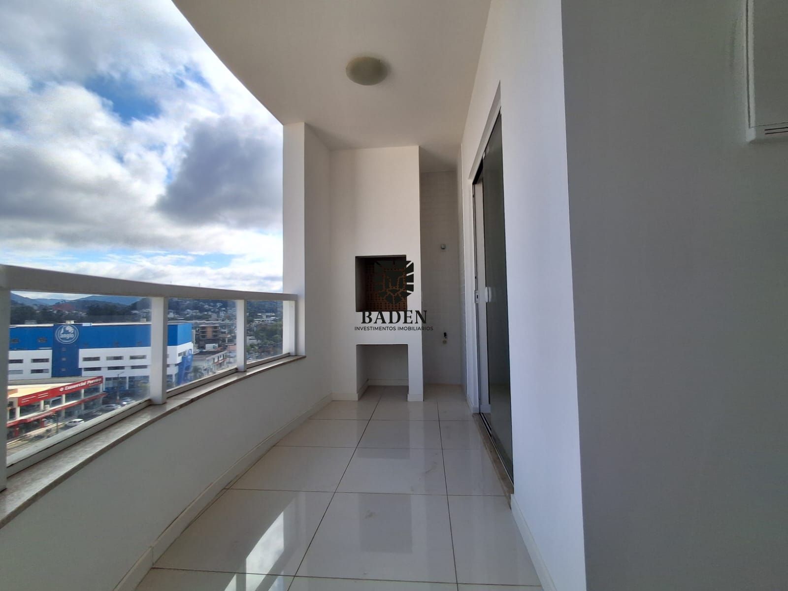 Apartamento à venda com 2 quartos, 77m² - Foto 12