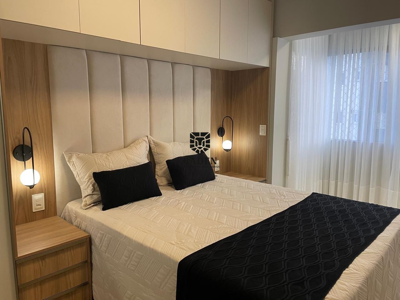 Apartamento à venda com 2 quartos, 80m² - Foto 11