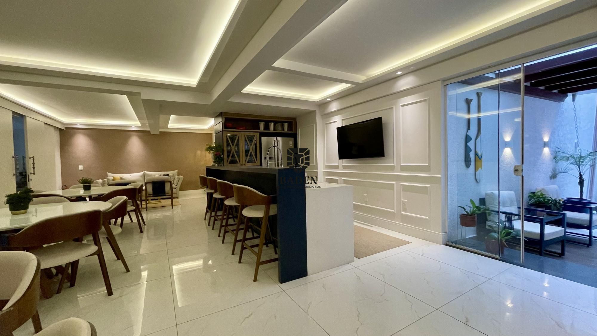 Apartamento para alugar com 3 quartos, 125m² - Foto 9