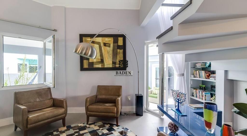 Casa de Condomínio à venda com 4 quartos, 380m² - Foto 14