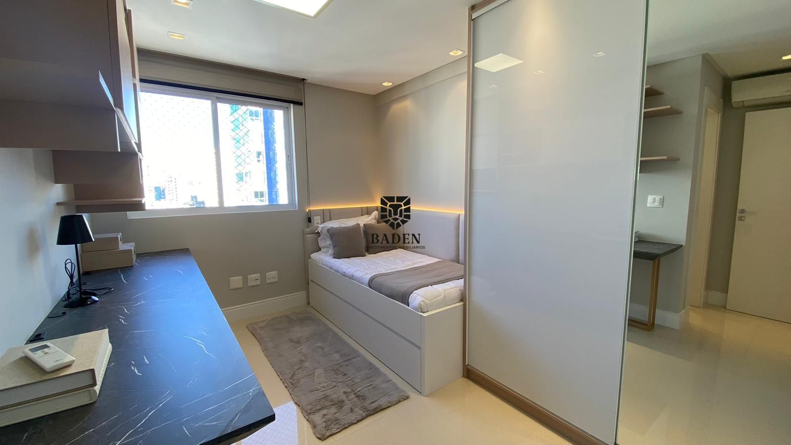 Apartamento à venda com 3 quartos, 136m² - Foto 17