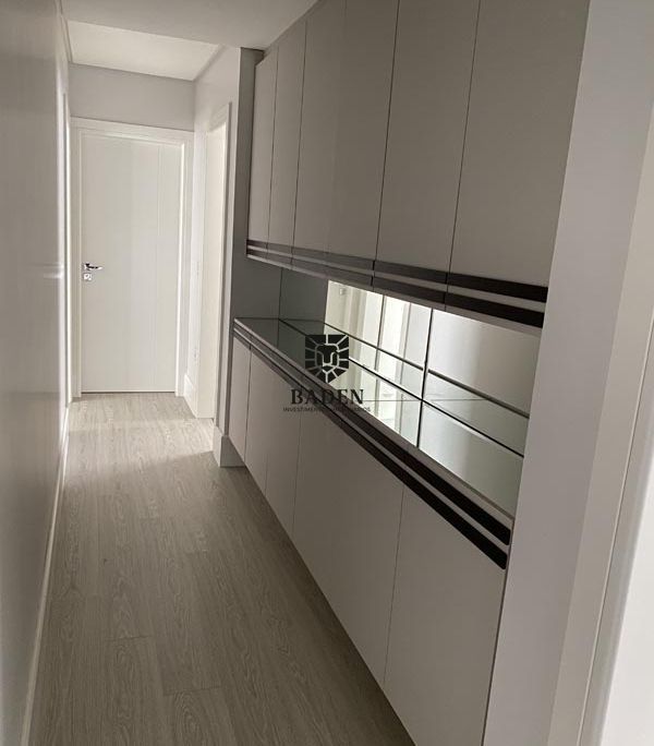 Apartamento à venda com 4 quartos, 237m² - Foto 17