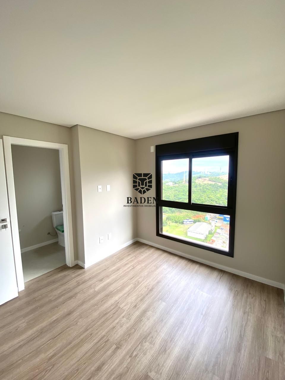 Apartamento à venda com 3 quartos, 120m² - Foto 8