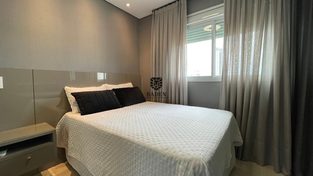 Apartamento à venda com 4 quartos, 148m² - Foto 14