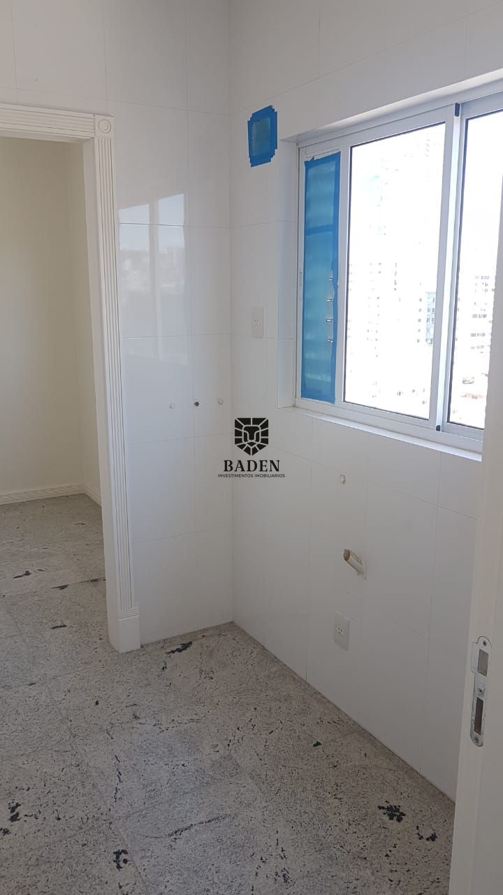 Apartamento à venda com 3 quartos, 151m² - Foto 15