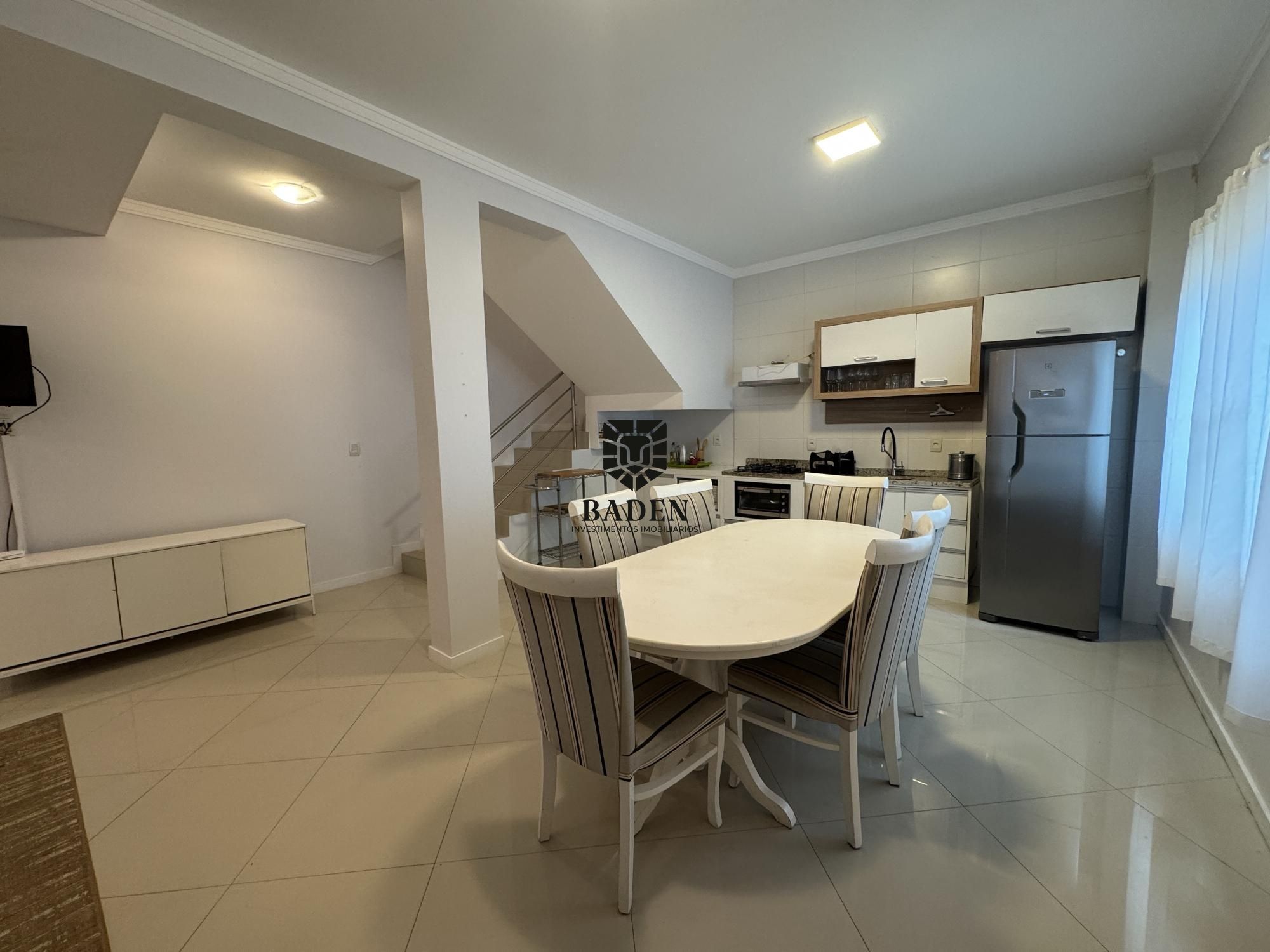 Casa à venda e aluguel com 3 quartos, 255m² - Foto 5