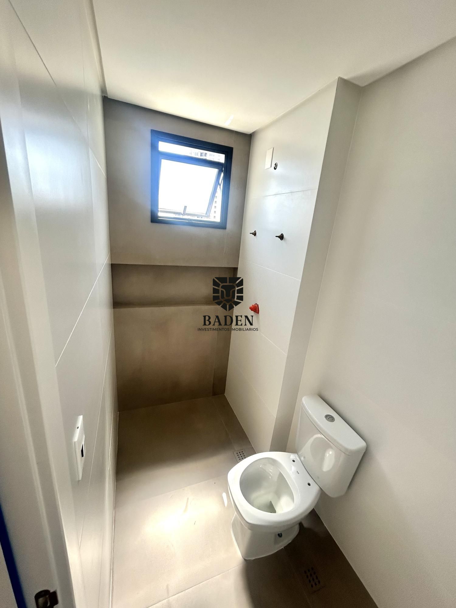 Apartamento à venda com 4 quartos, 147m² - Foto 30