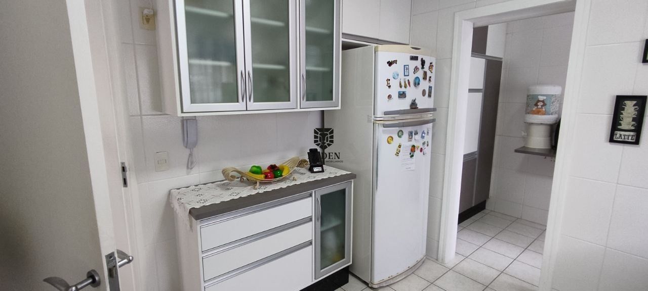 Apartamento à venda com 3 quartos, 98m² - Foto 26