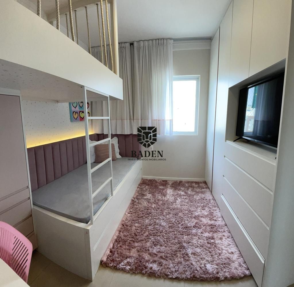 Apartamento à venda com 3 quartos, 140m² - Foto 19