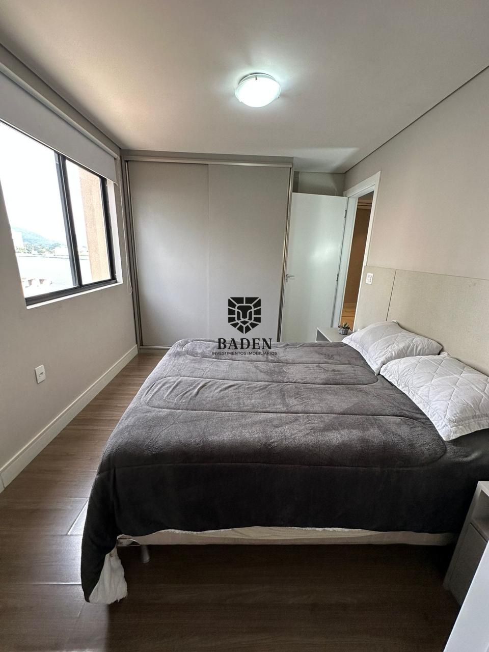 Apartamento à venda com 3 quartos, 121m² - Foto 9