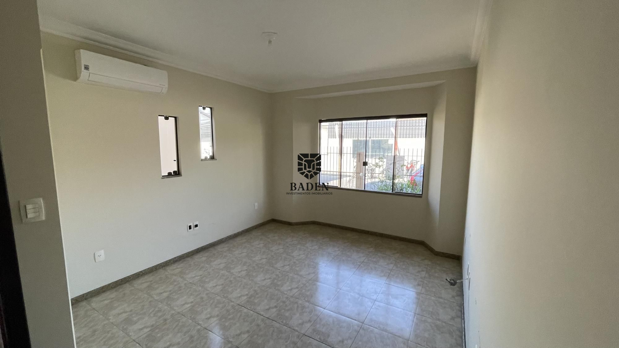 Casa à venda com 3 quartos, 136m² - Foto 5