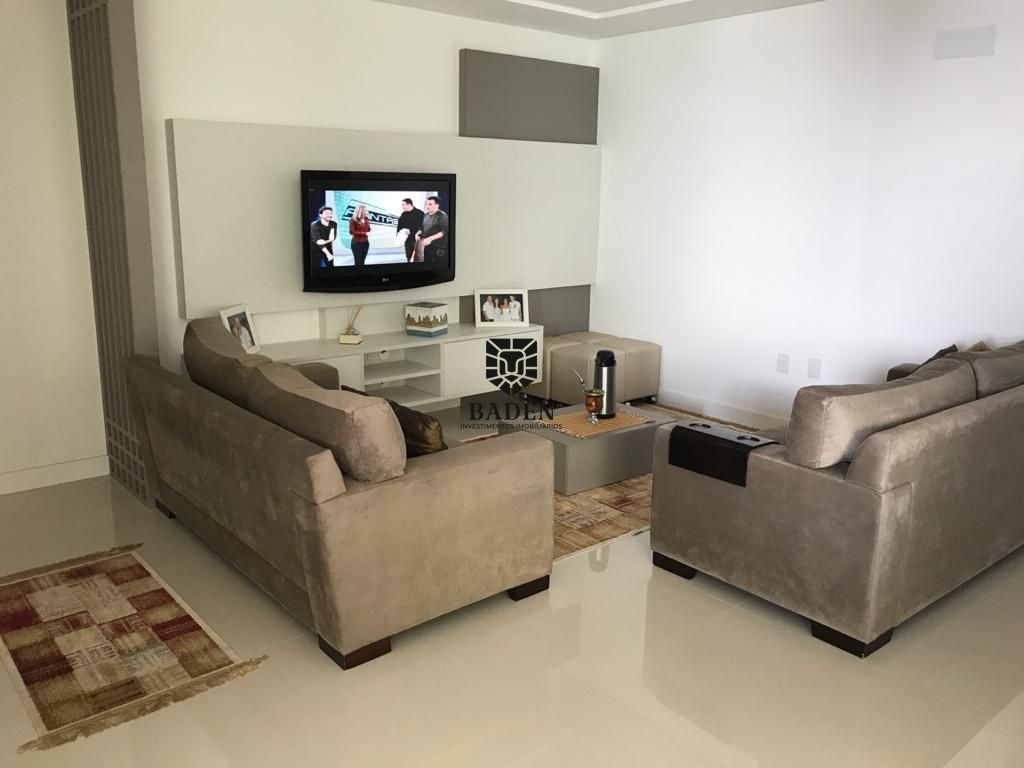 Apartamento à venda com 3 quartos, 121m² - Foto 5