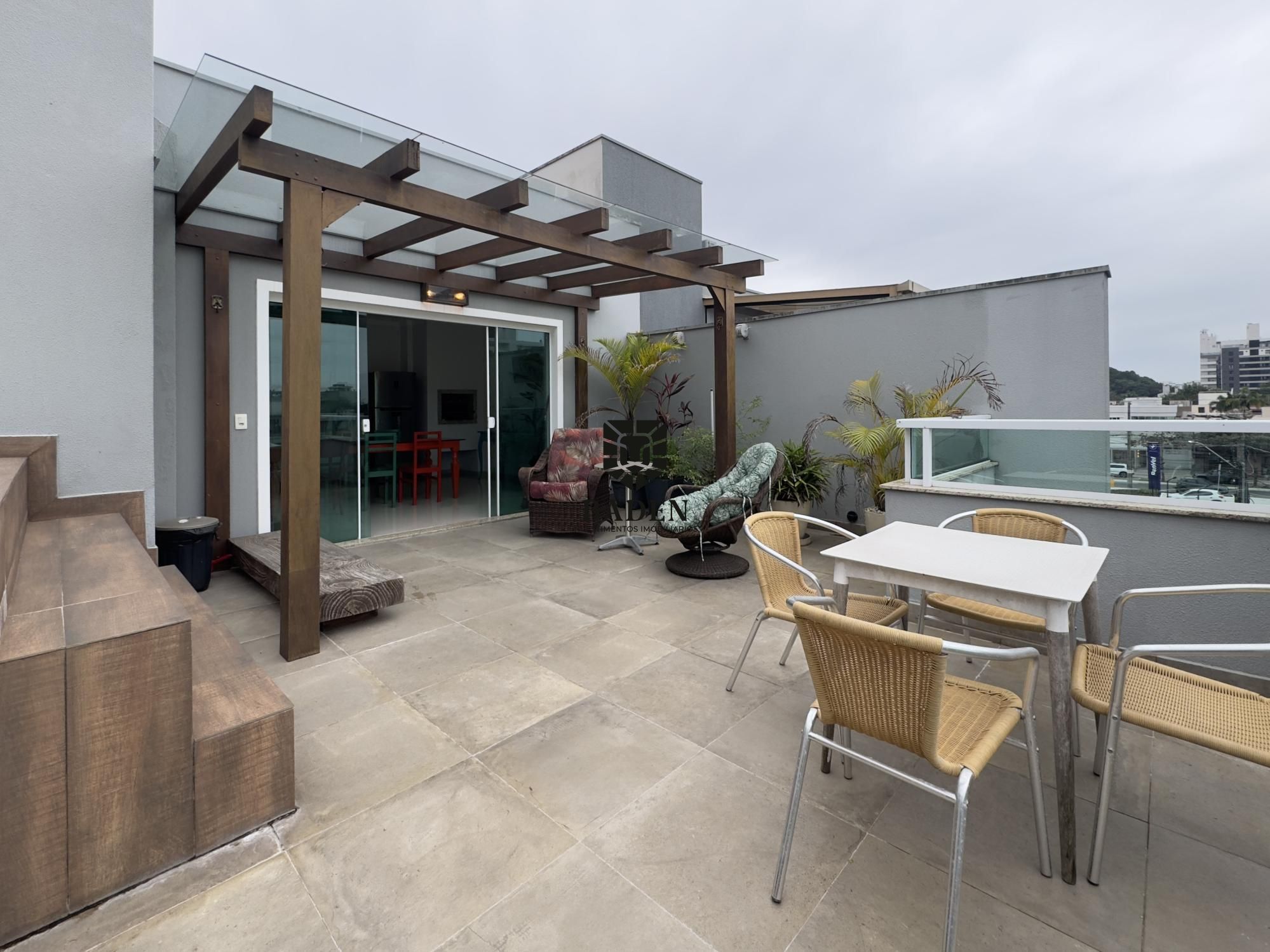Casa à venda e aluguel com 3 quartos, 255m² - Foto 37