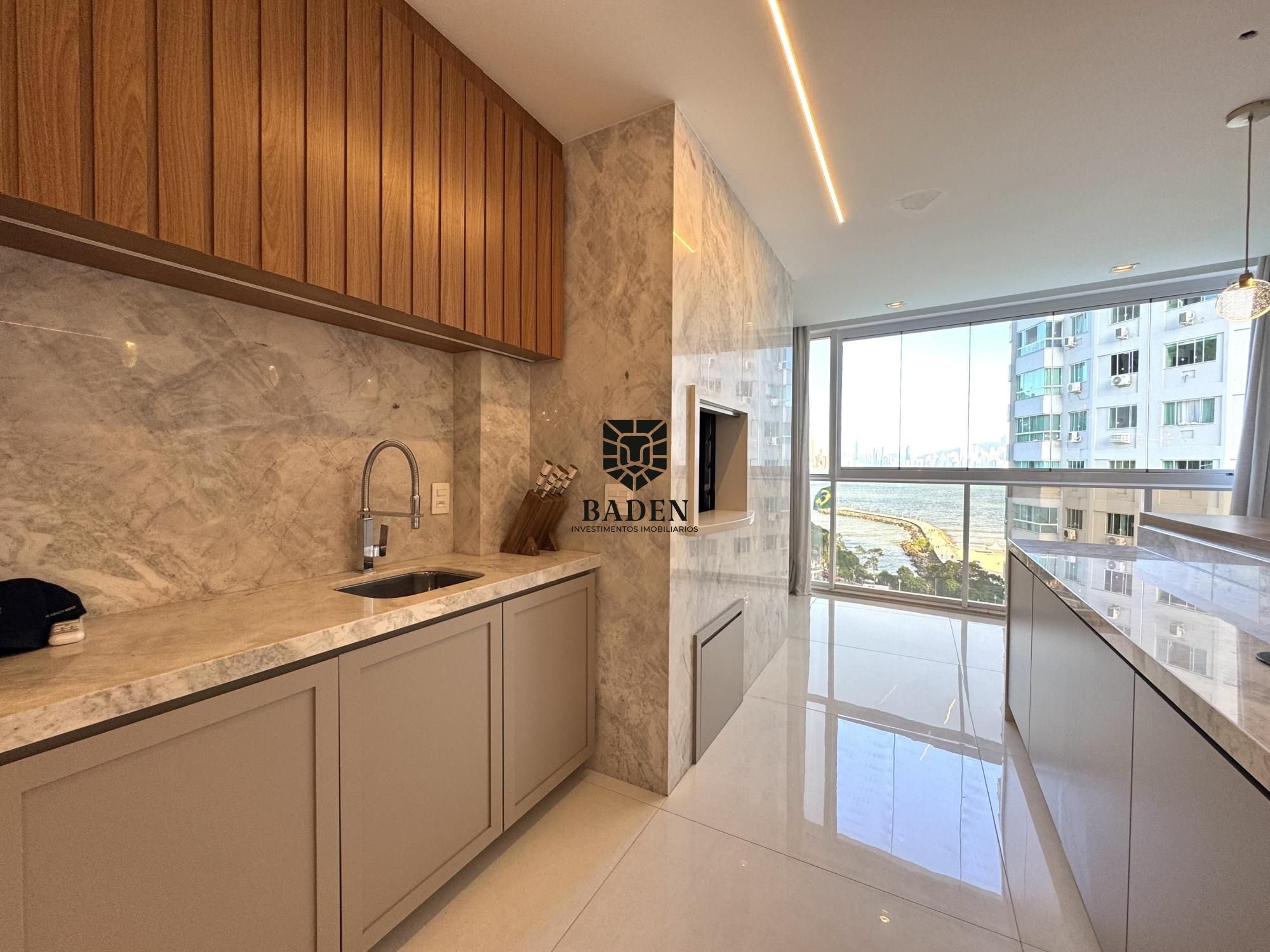 Apartamento para alugar com 3 quartos, 192m² - Foto 15