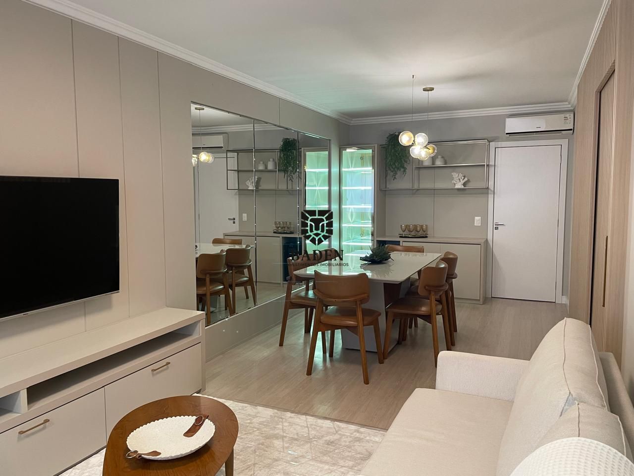 Apartamento à venda com 2 quartos, 80m² - Foto 6