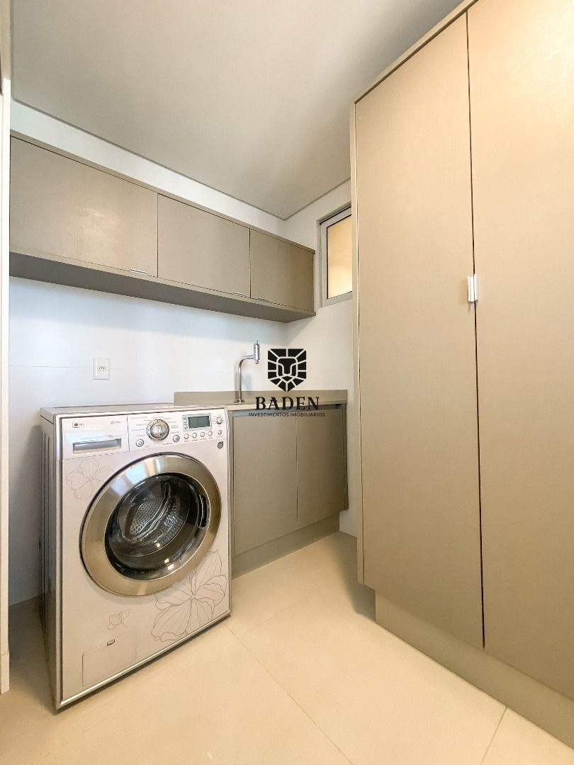 Apartamento à venda com 4 quartos, 180m² - Foto 30