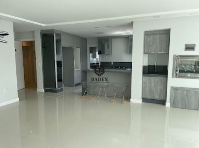 Apartamento à venda com 3 quartos, 155m² - Foto 5