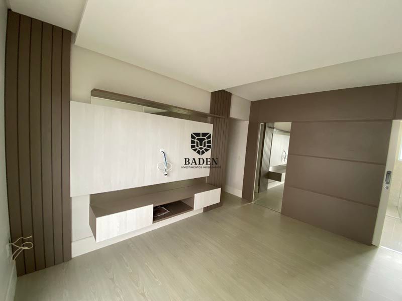 Apartamento à venda com 4 quartos, 237m² - Foto 30