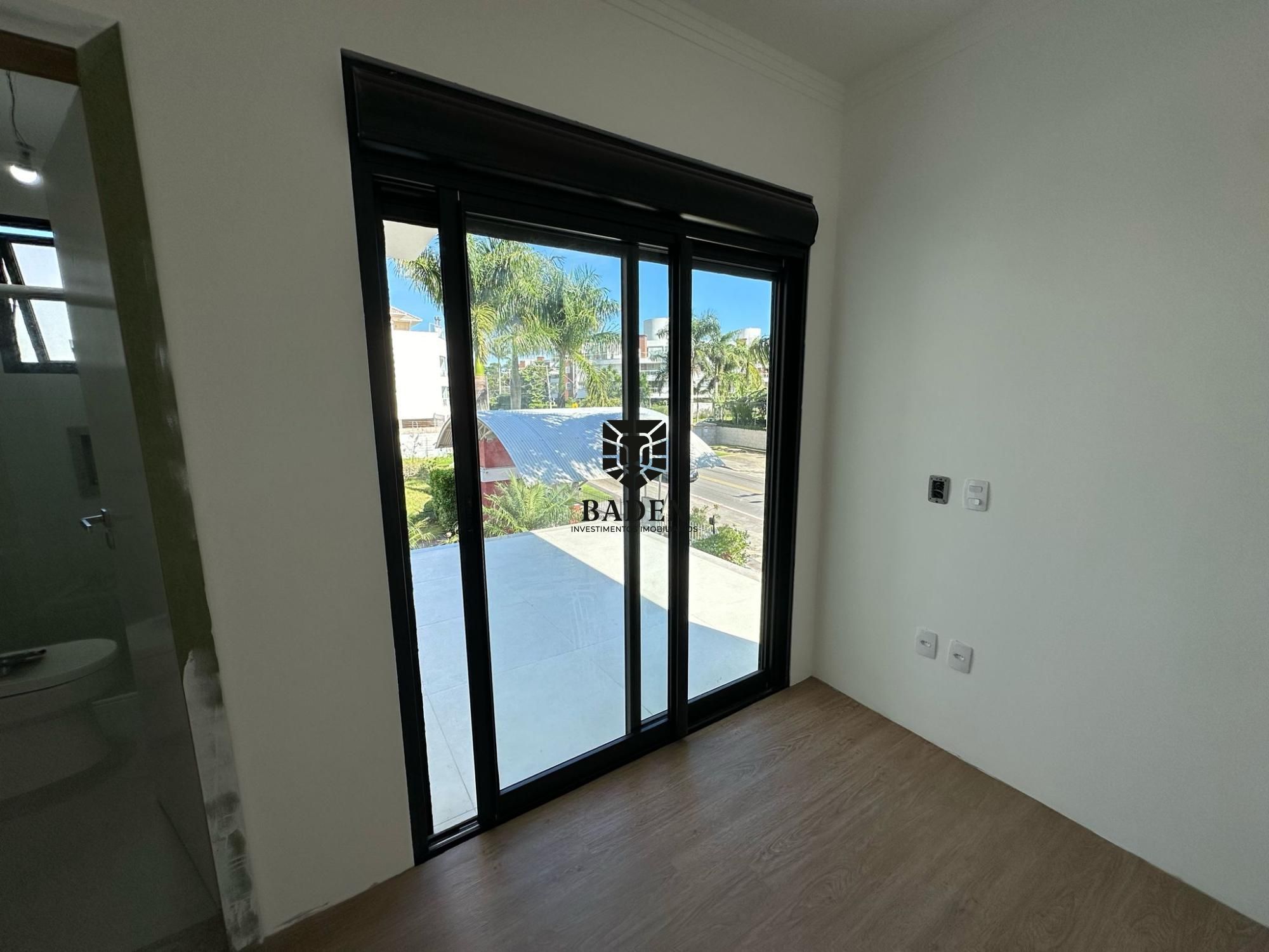 Casa à venda com 4 quartos, 287m² - Foto 15