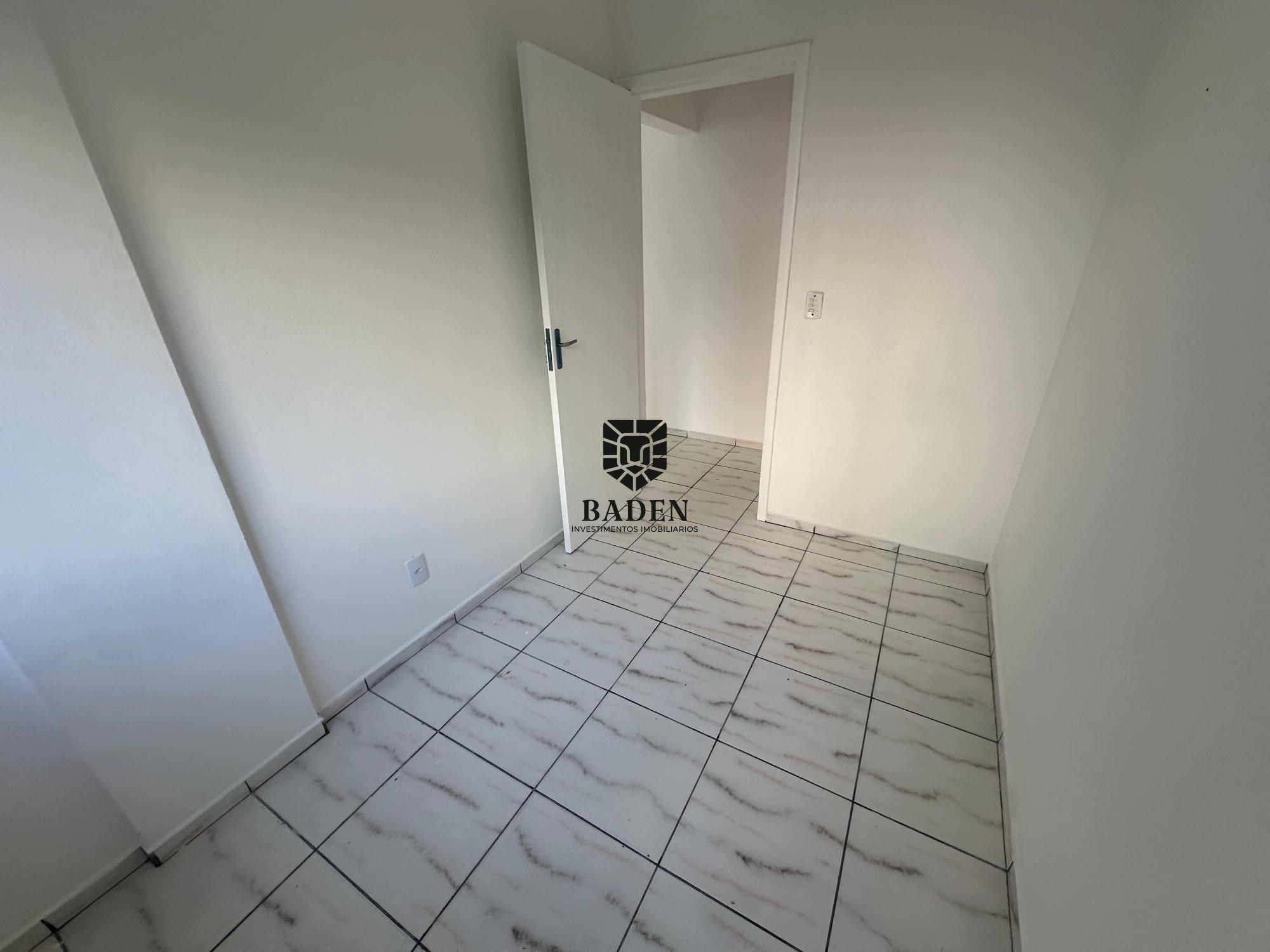 Apartamento à venda com 2 quartos, 69m² - Foto 4