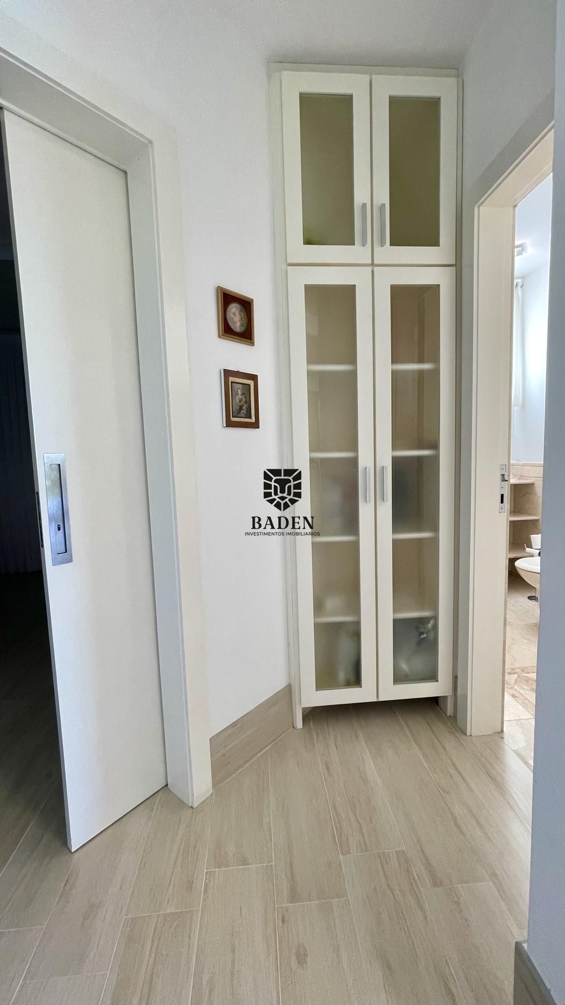 Casa de Condomínio à venda e aluguel com 5 quartos, 420m² - Foto 35