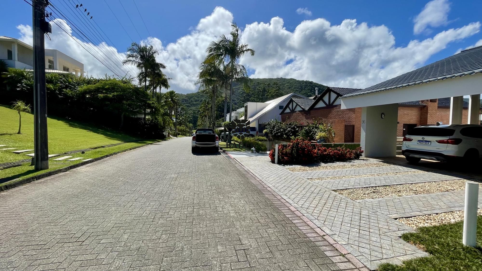 Casa de Condomínio à venda e aluguel com 5 quartos, 420m² - Foto 81