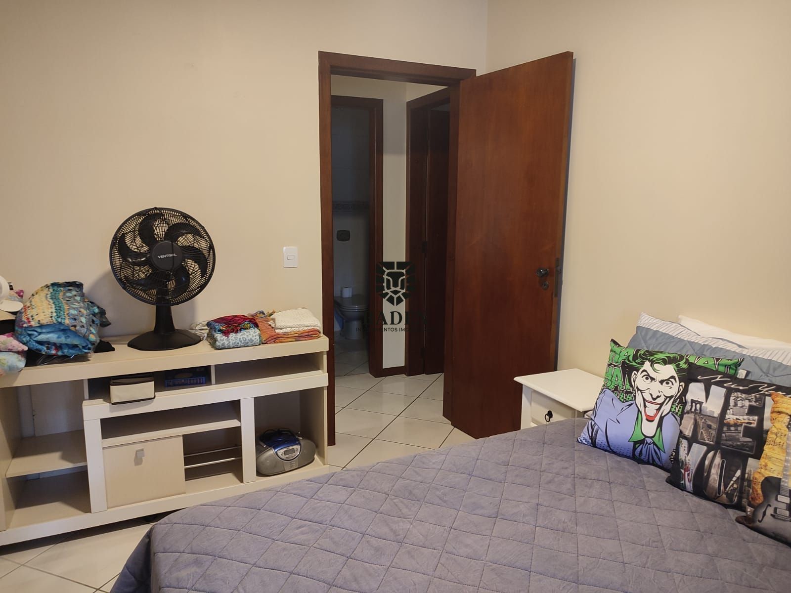 Apartamento à venda com 2 quartos, 90m² - Foto 3