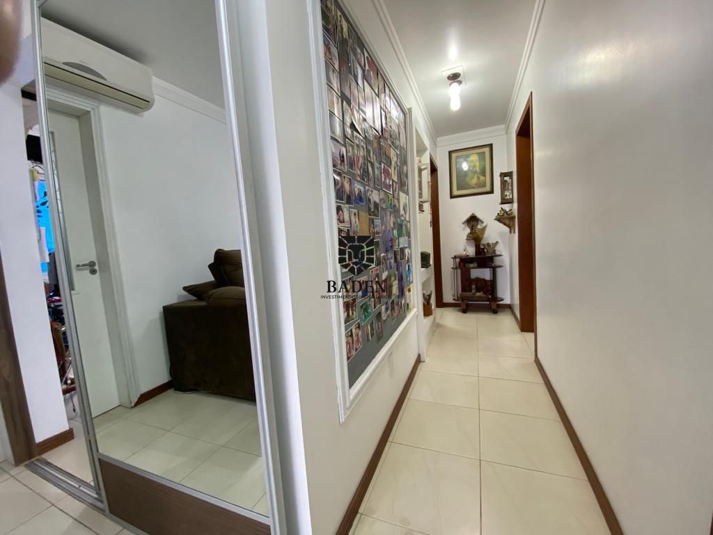 Apartamento à venda com 3 quartos, 110m² - Foto 5