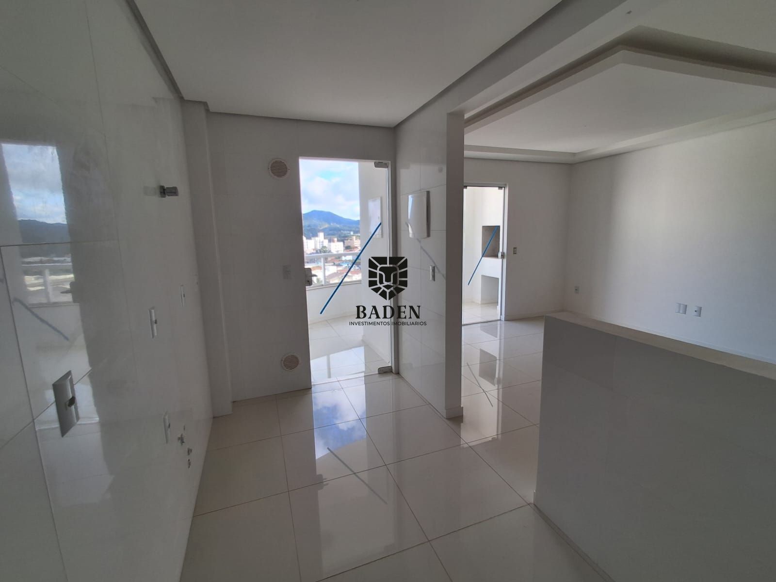 Apartamento à venda com 2 quartos, 77m² - Foto 11