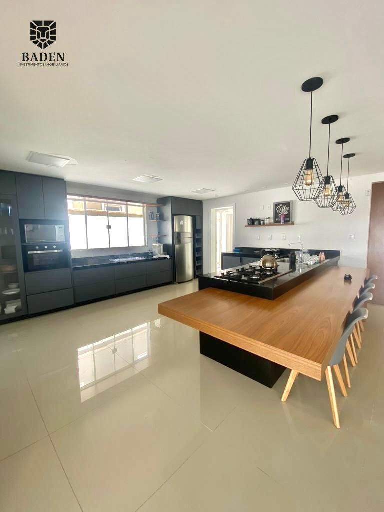 Casa, 4 quartos, 310 m² - Foto 9