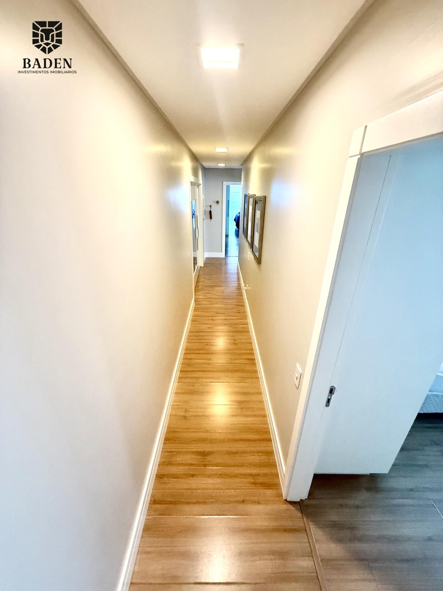 Apartamento para alugar com 4 quartos, 236m² - Foto 35