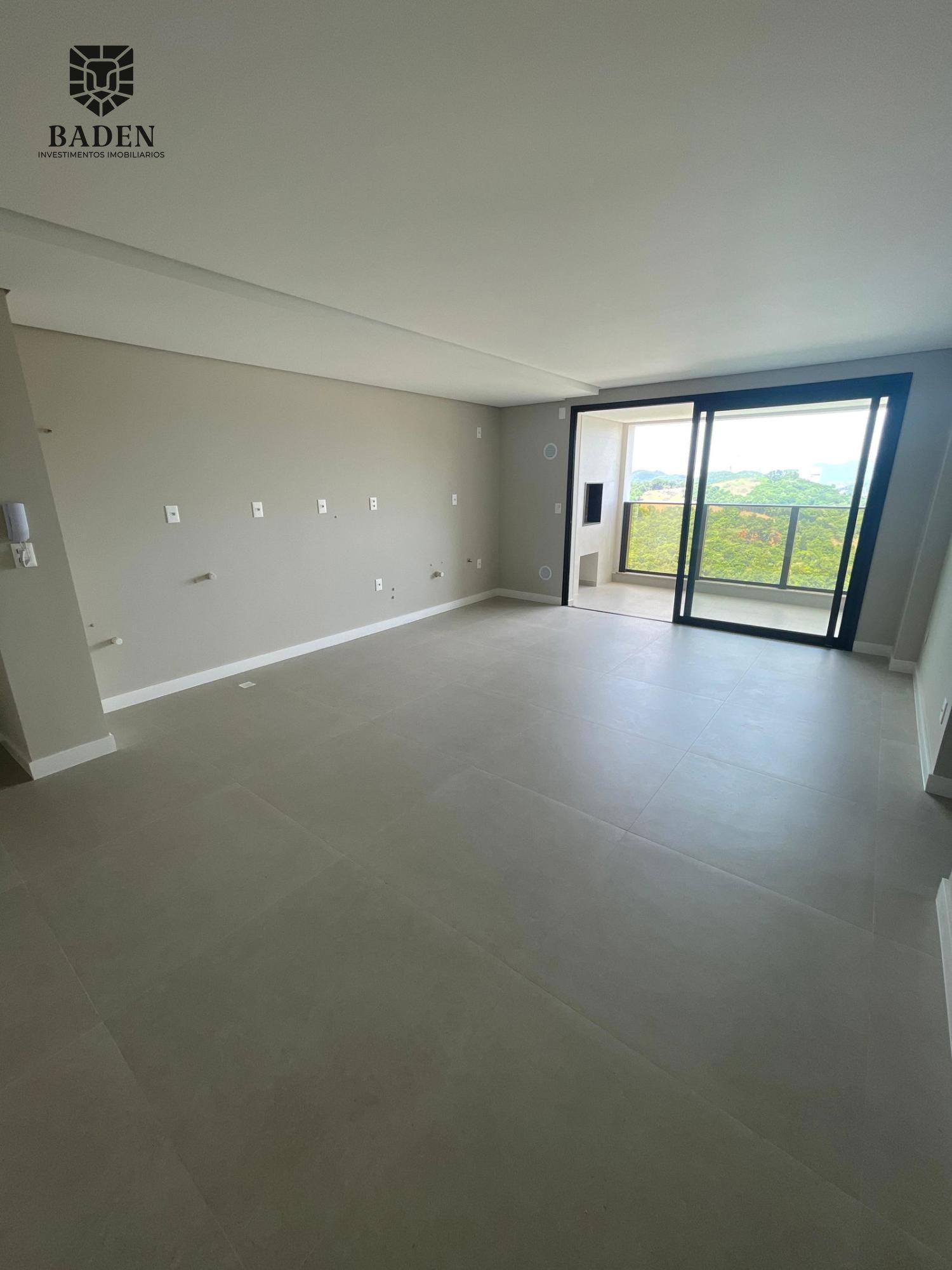 Apartamento com 3 dormitórios no Torres da Brava Brisa, na Praia Brava de Itajaí-SC