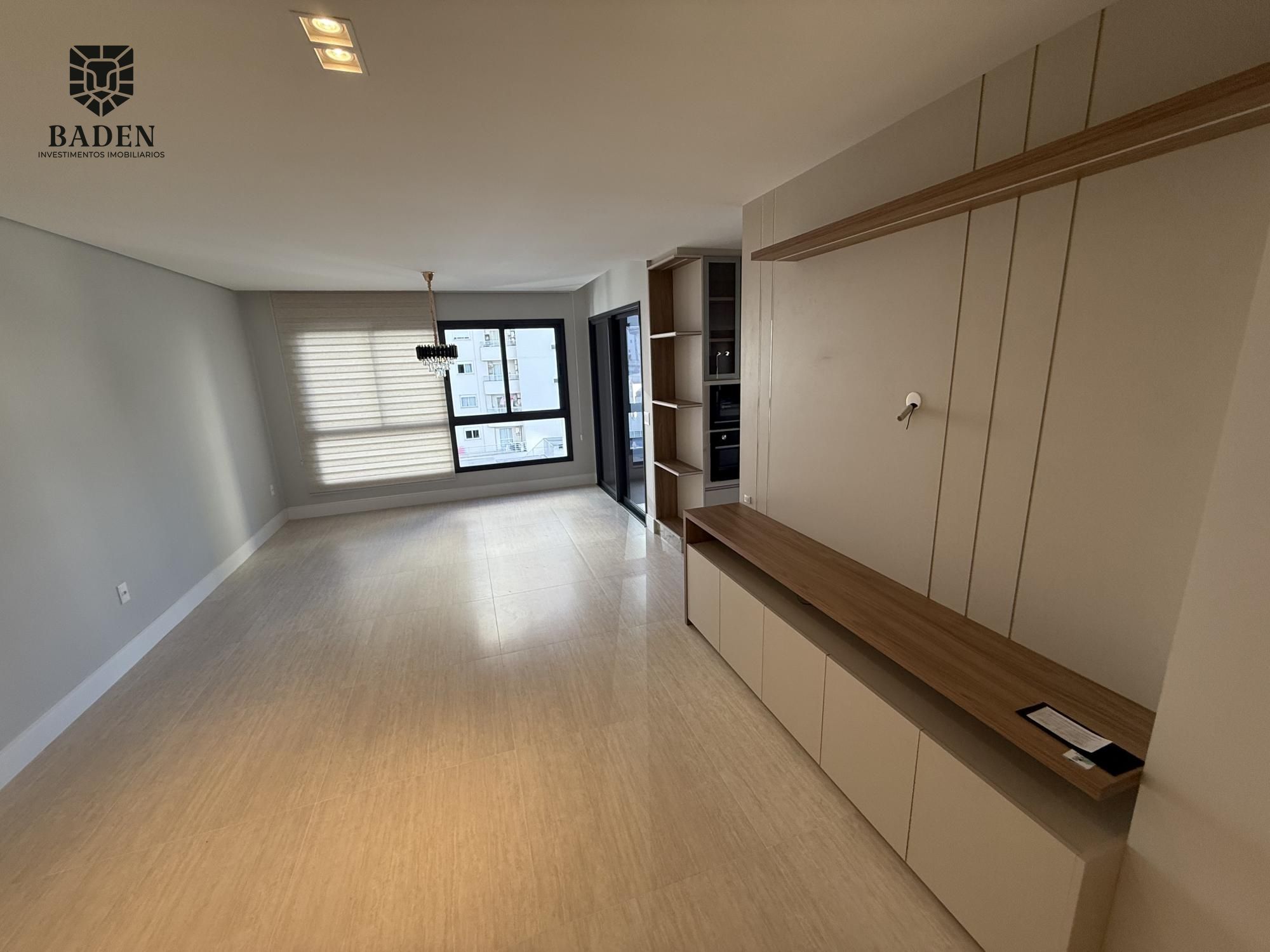 Apartamento à venda e aluguel com 3 quartos, 121m² - Foto 7