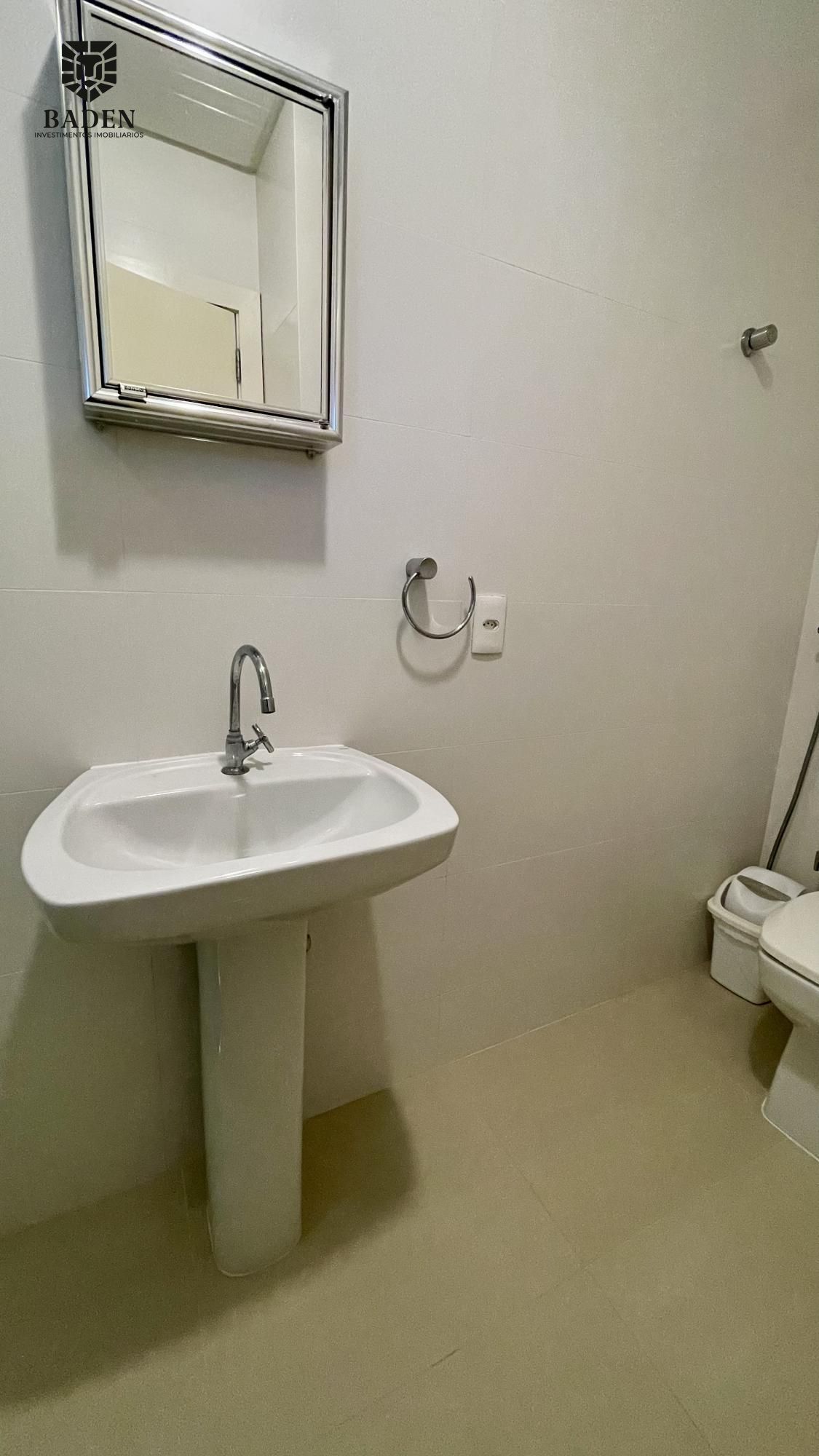 Casa de Condomínio à venda e aluguel com 5 quartos, 420m² - Foto 6