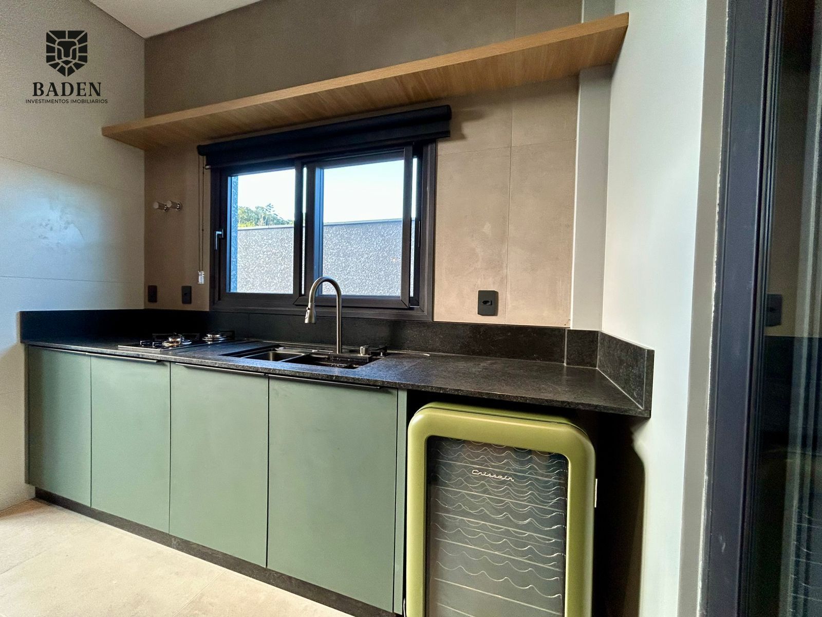 Casa à venda com 4 quartos, 296m² - Foto 19