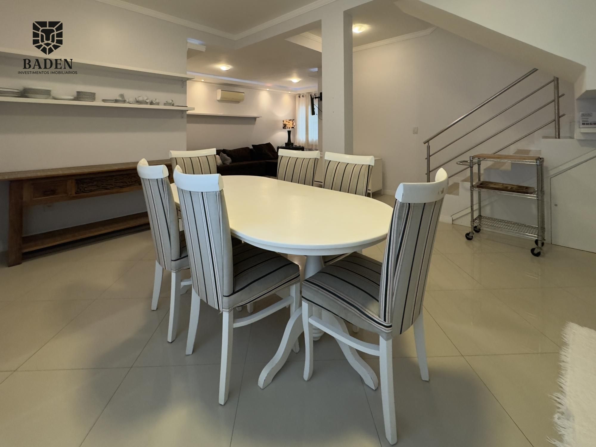 Casa à venda e aluguel com 3 quartos, 255m² - Foto 6