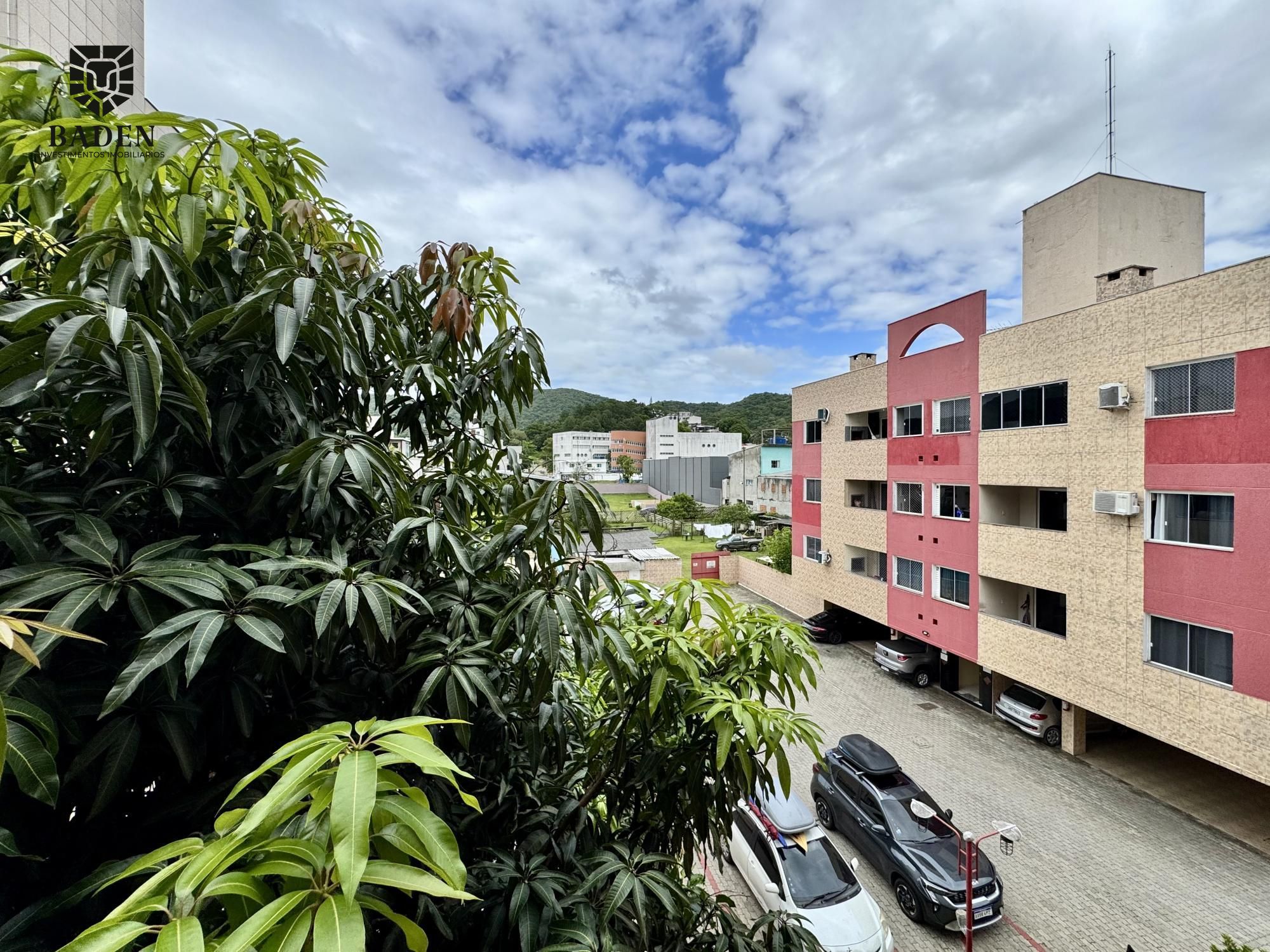 Apartamento a Venda / 2 Quartos / Bairro Das Nações / Balneário Camboriú SC.