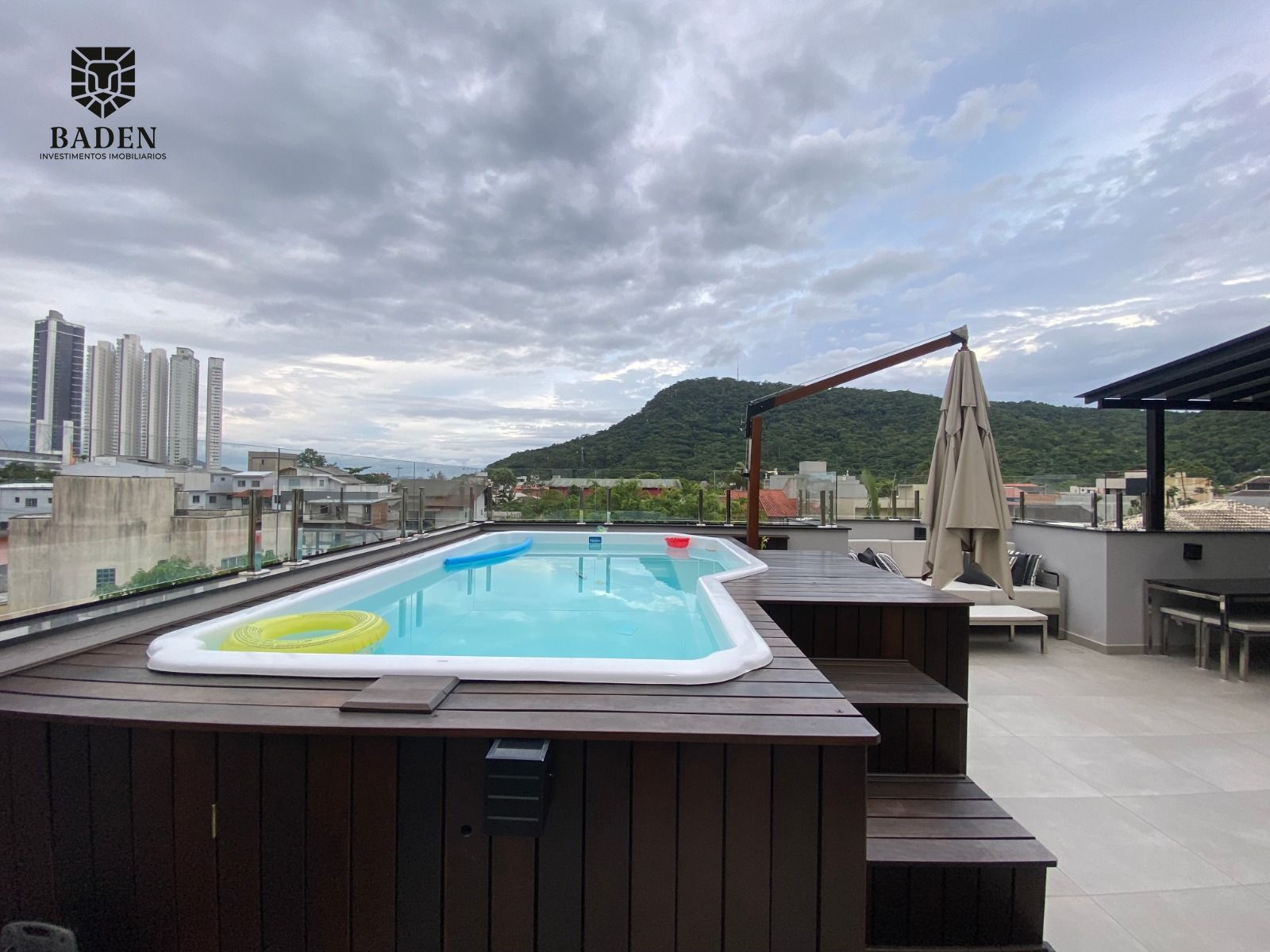 Cobertura, 3 quartos, 230 m² - Foto 4