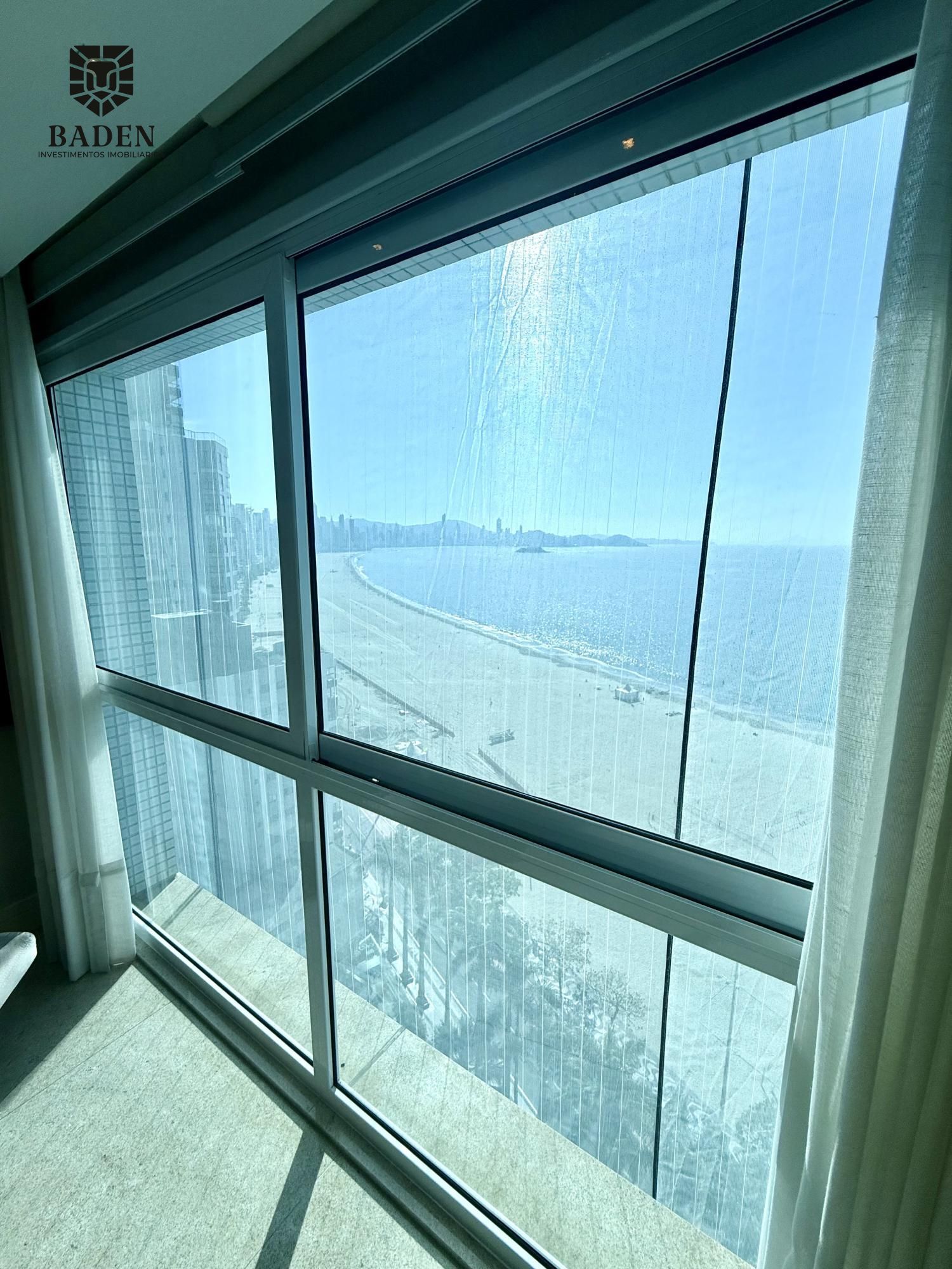 Apartamento para alugar com 4 quartos, 236m² - Foto 16