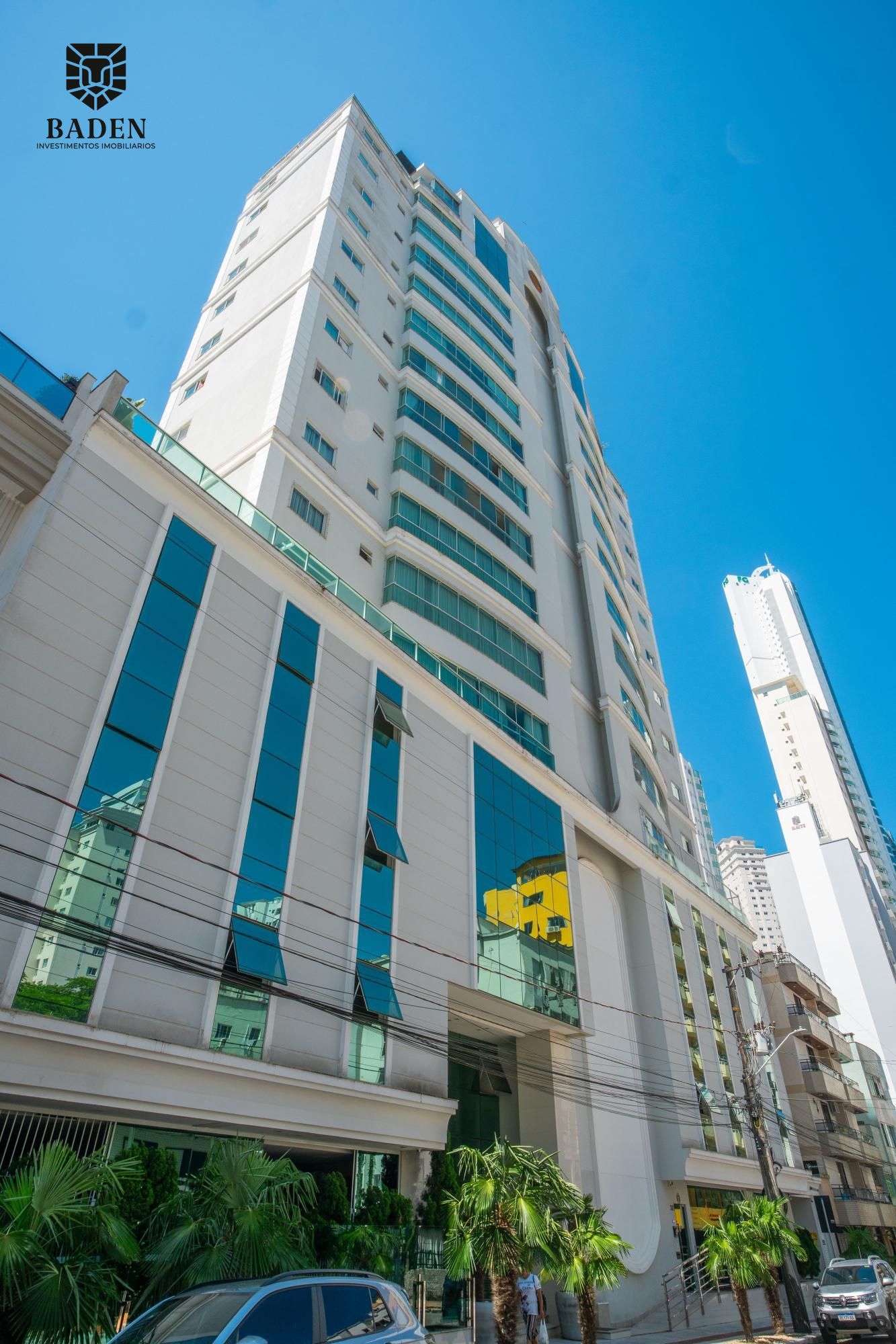 Sala Comercial para Locação por R$9.500 – Pioneiros, Balneário Camboriú