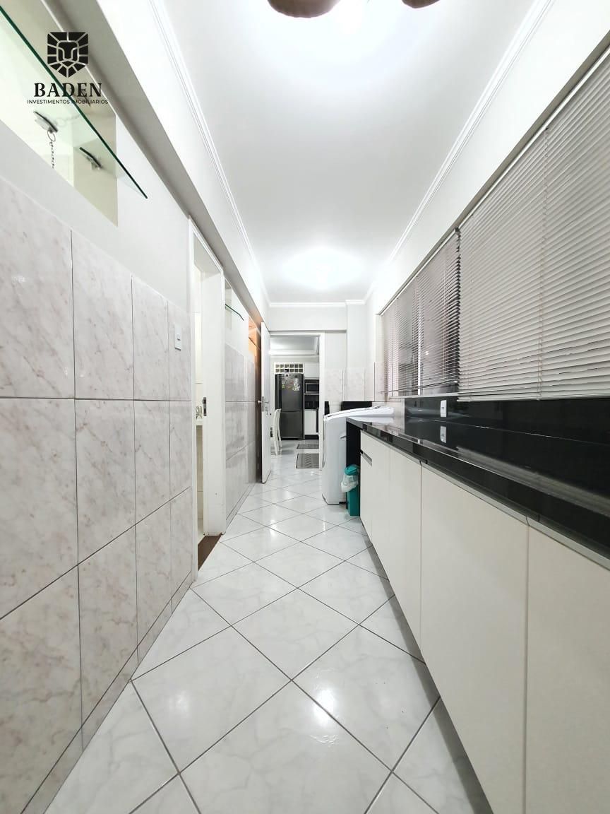 Apartamento à venda e aluguel com 3 quartos, 192m² - Foto 9