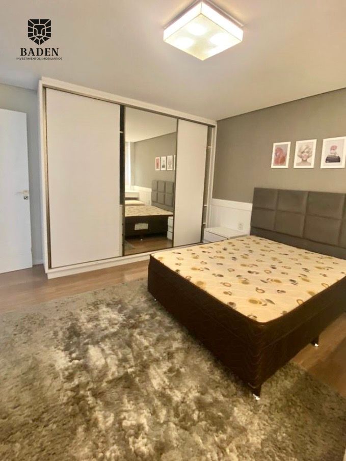 Casa, 4 quartos, 310 m² - Foto 22